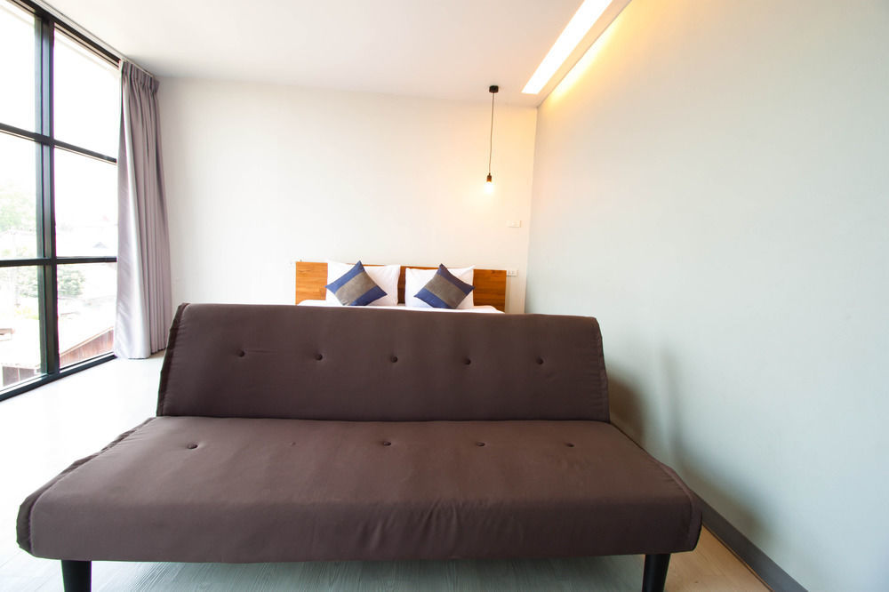 3 Laan House Hotel Csiangmaj Kültér fotó