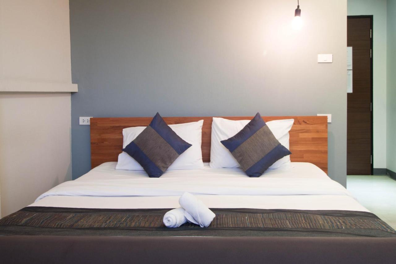 3 Laan House Hotel Csiangmaj Kültér fotó